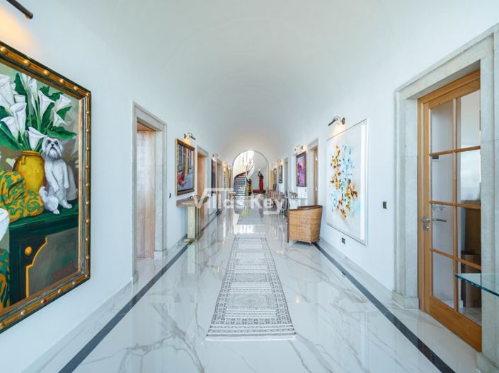 Image No.14-7 Bed House for sale