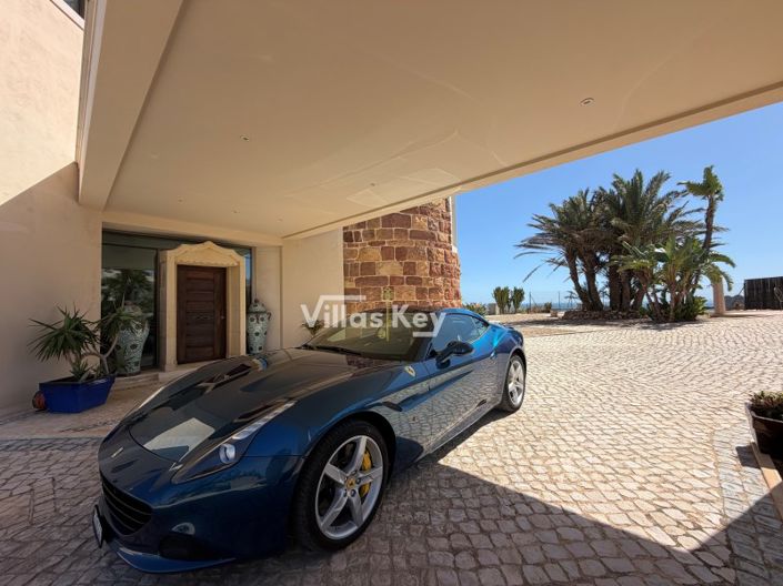 Image No.23-7 Bed House for sale