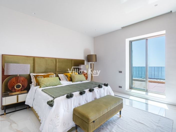 Image No.32-7 Bed House for sale