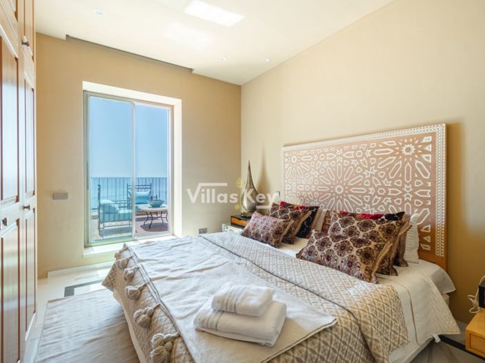 Image No.43-7 Bed House for sale