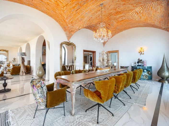 Image No.6-7 Bed House for sale