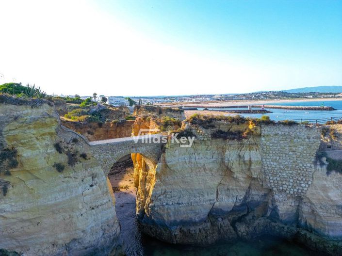 Image No.58-7 Bed House for sale