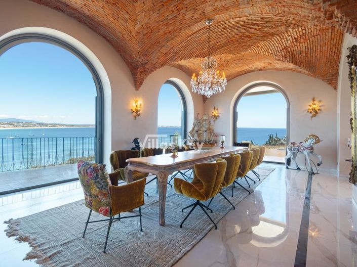 Image No.7-7 Bed House for sale