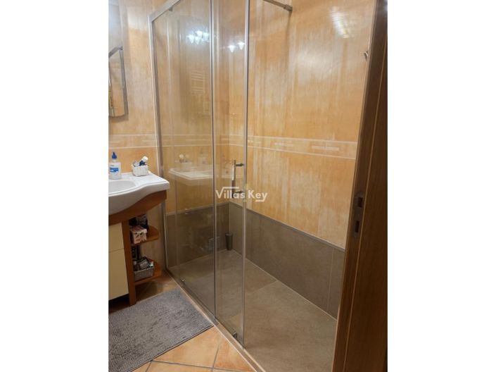 Image No.18-2 Bed Apartment for sale