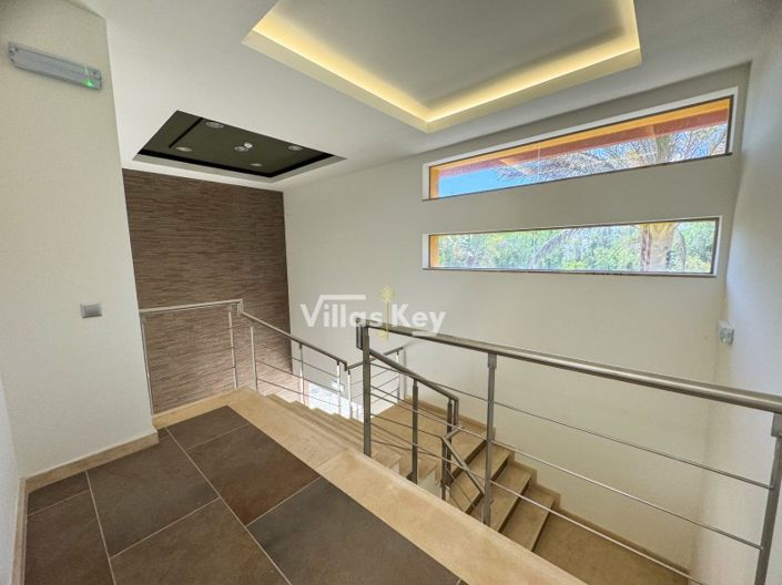 Image No.15-Commercial for sale