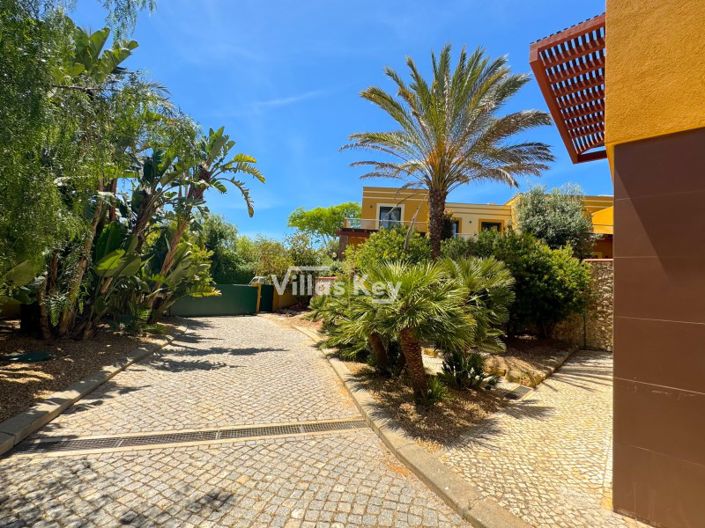 Image No.27-Commercial for sale