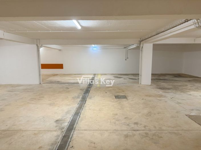 Image No.29-Commercial for sale