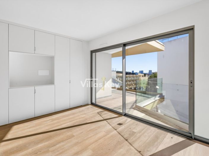 Image No.8-1 Bed Apartment for sale