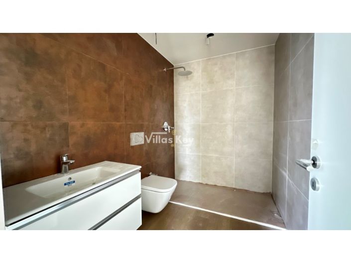 Image No.18-2 Bed Apartment for sale