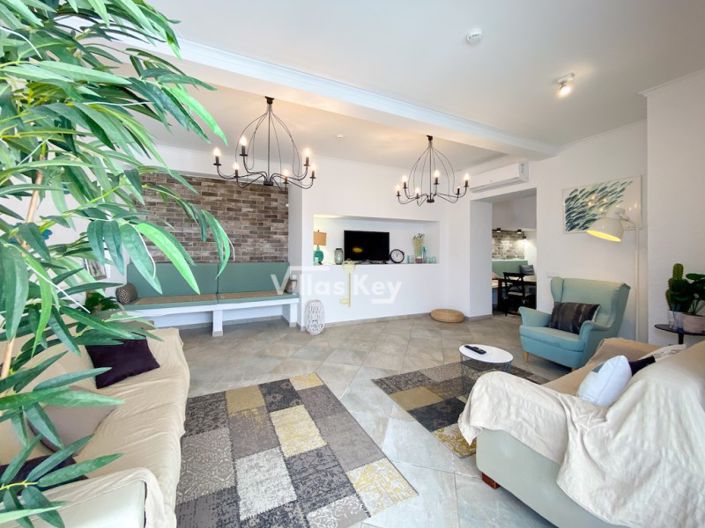 Image No.10-Maison de 7 chambres à vendre à Lagos