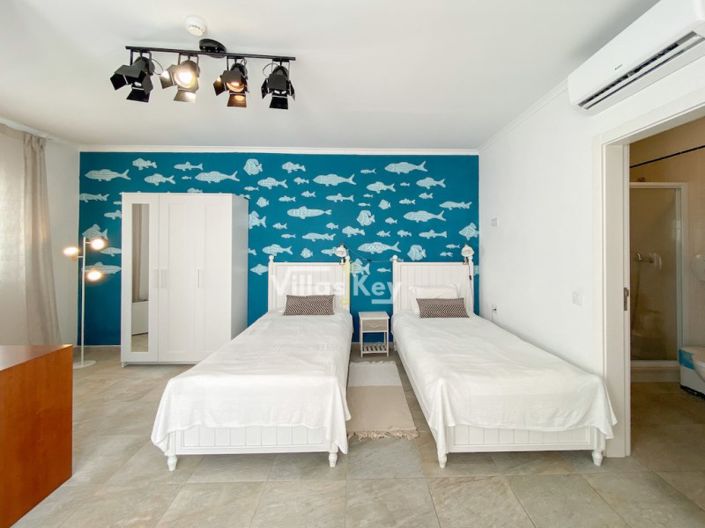 Image No.21-Maison de 7 chambres à vendre à Lagos