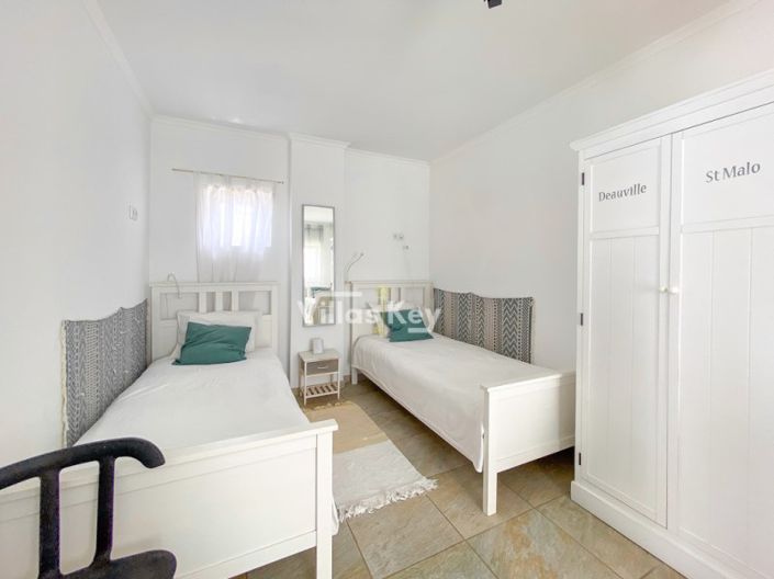 Image No.26-Maison de 7 chambres à vendre à Lagos