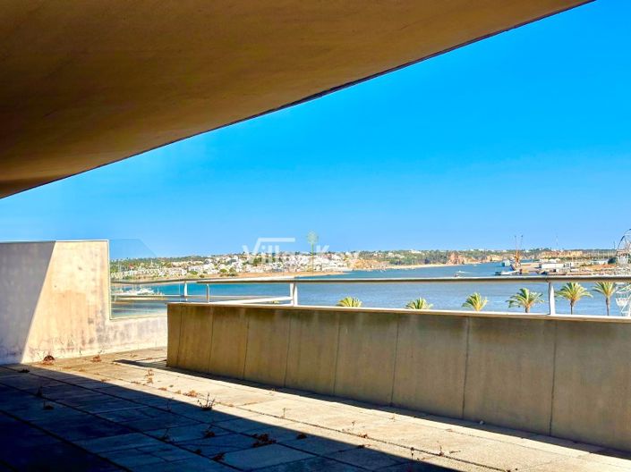 Image No.26-4 Bed Apartment for sale