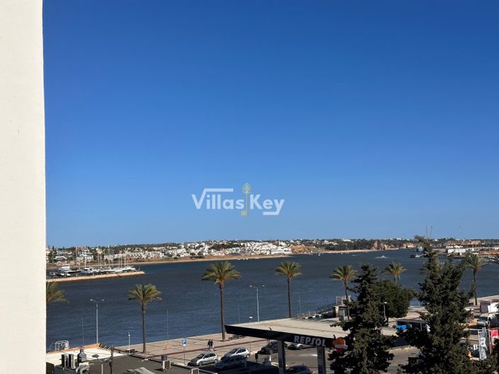 Image No.8-4 Bed Apartment for sale