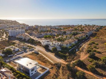 ideeeb7f01-0000-0500-0000-00001772fbec