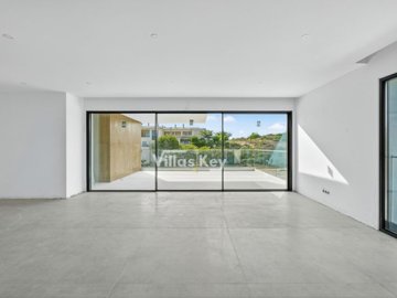 ideeeb7f01-0000-0500-0000-00001797375a