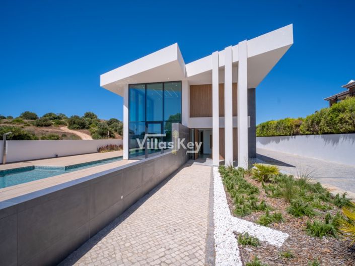 Image No.31-4 Bed House for sale
