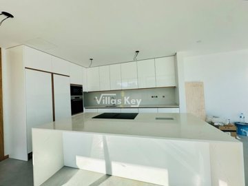 ideeeb7f01-0000-0500-0000-000017d23ac1