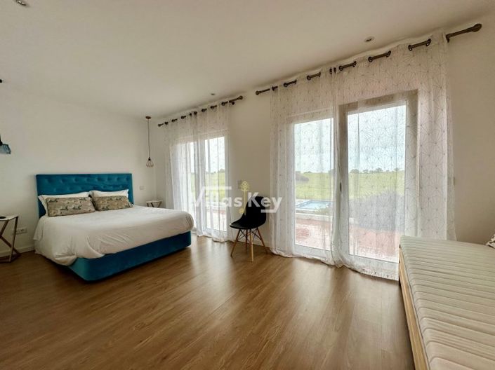 Image No.54-5 Bed Farmhouse for sale