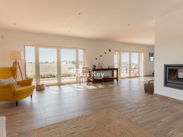 id7b728001-0000-0500-0000-0000139bf26f