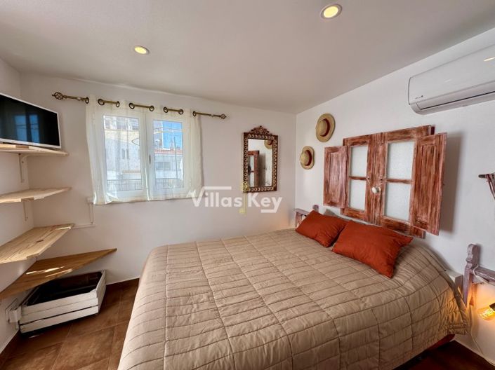 Image No.11-2 Bed Apartment for sale