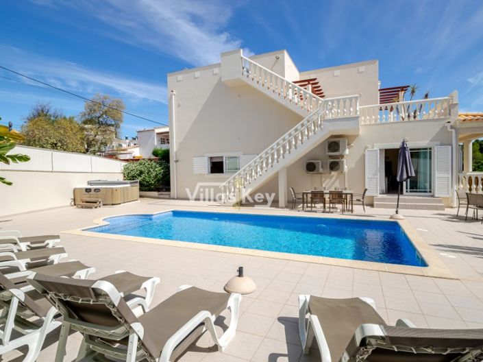 Image No.2-Maison de 4 chambres à vendre à Lagoa