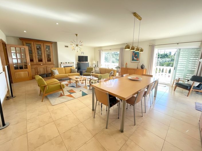 Image No.4-4 Bed House for sale