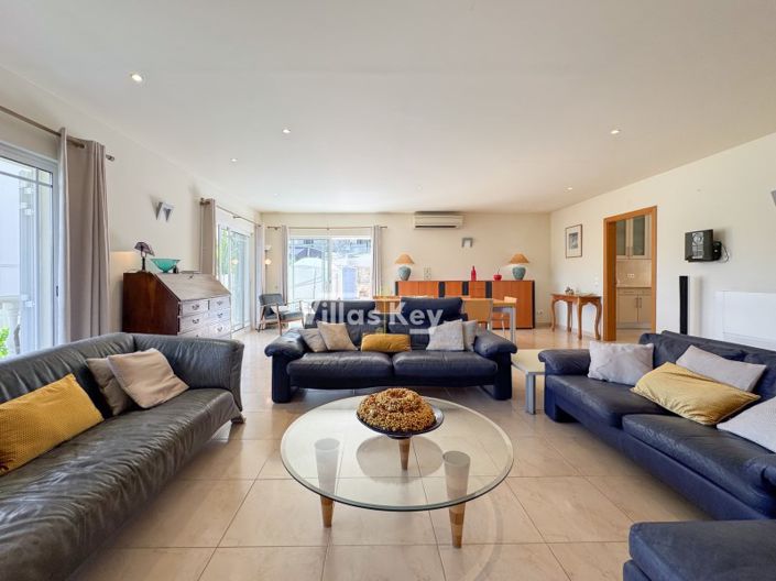 Image No.5-Maison de 4 chambres à vendre à Lagoa