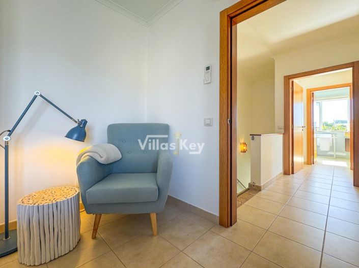 Image No.19-3 Bed House for sale