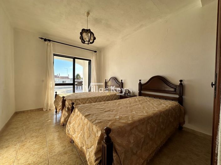 Image No.43-4 Bed House for sale