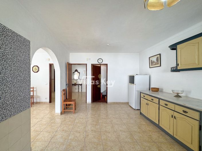 Image No.21-4 Bed House for sale