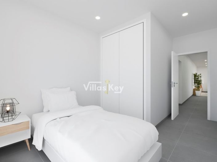 Image No.12-3 Bed Apartment for sale