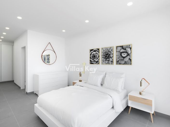 Image No.14-3 Bed Apartment for sale