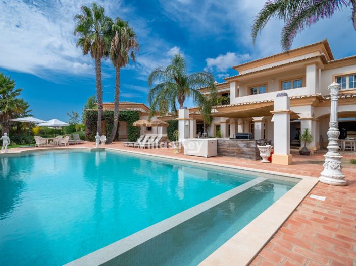 Image No.38-4 Bed House for sale