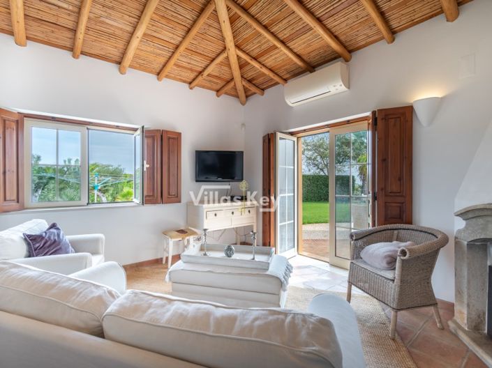 Image No.7-4 Bed House for sale