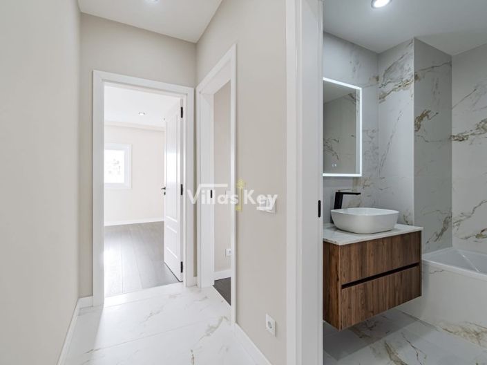 Image No.12-2 Bed Apartment for sale