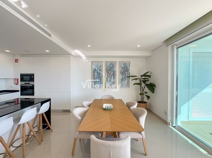 Image No.14-3 Bed Apartment for sale