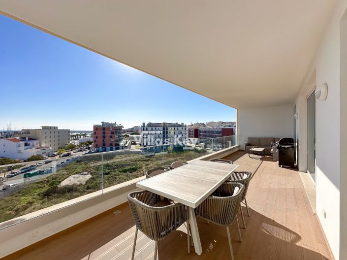 Image No.17-3 Bed Apartment for sale