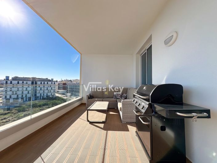 Image No.19-3 Bed Apartment for sale