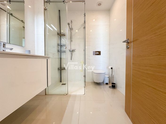 Image No.28-3 Bed Apartment for sale