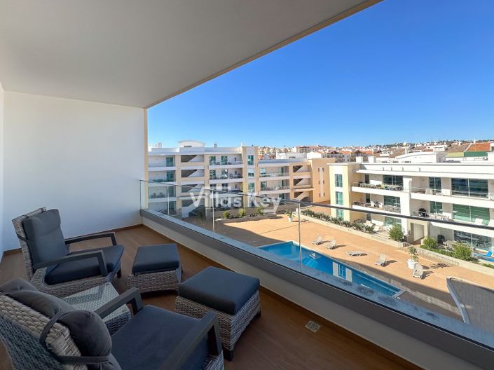 Image No.30-3 Bed Apartment for sale