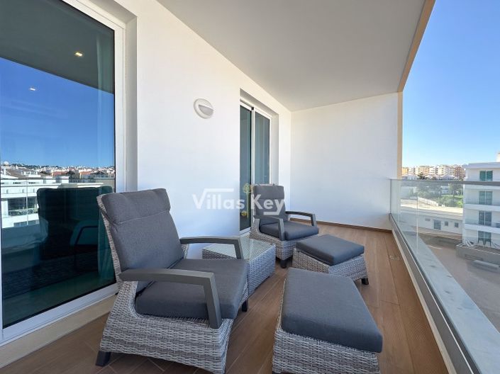 Image No.31-3 Bed Apartment for sale