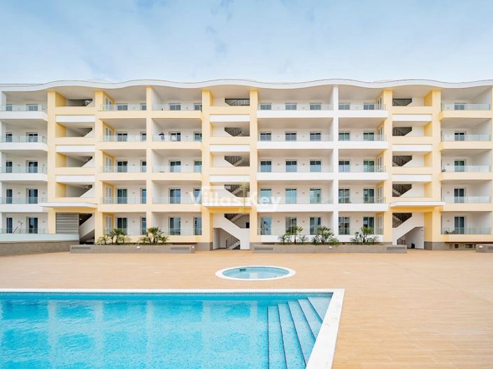 Image No.36-3 Bed Apartment for sale