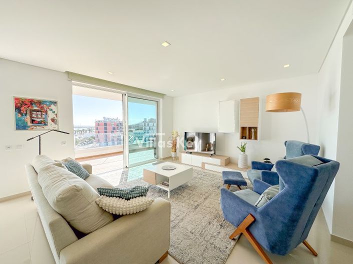 Image No.8-3 Bed Apartment for sale