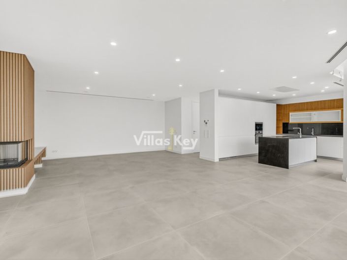 Image No.4-Maison de 4 chambres à vendre à Lagos