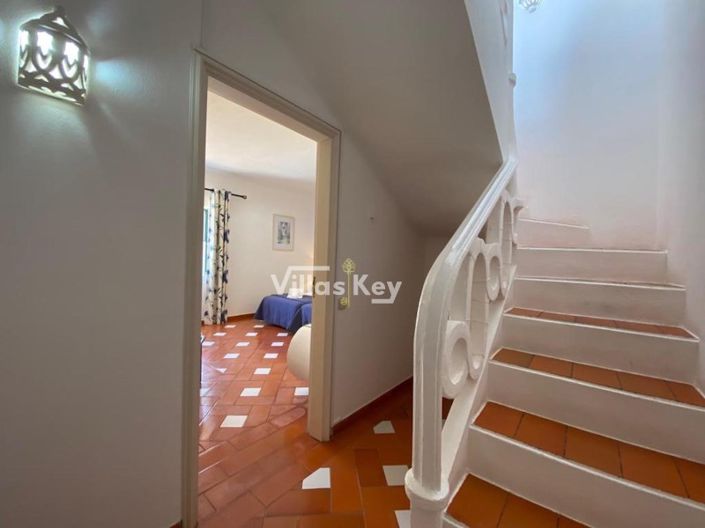 Image No.11-12 Bed Apartment for sale