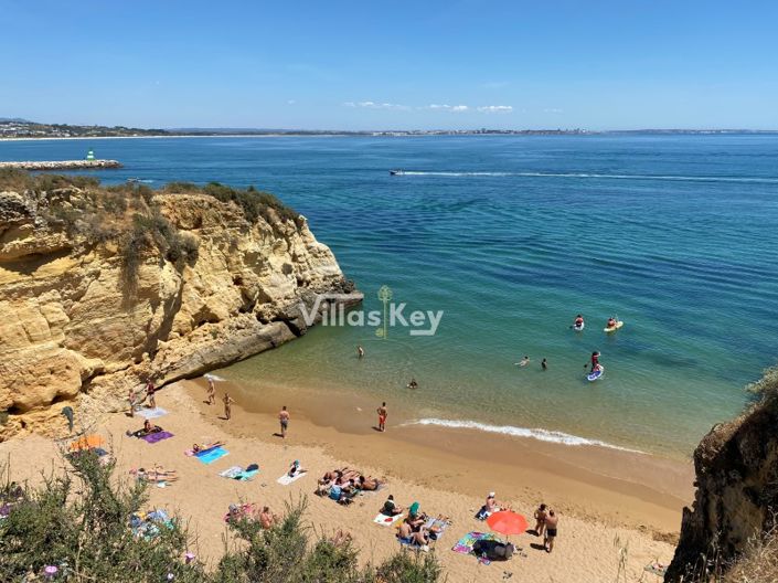 Image No.4-12 Bed Apartment for sale