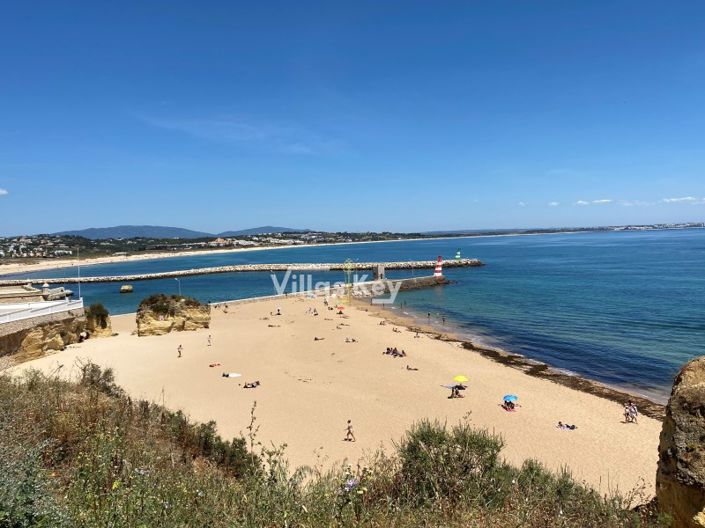 Image No.6-12 Bed Apartment for sale