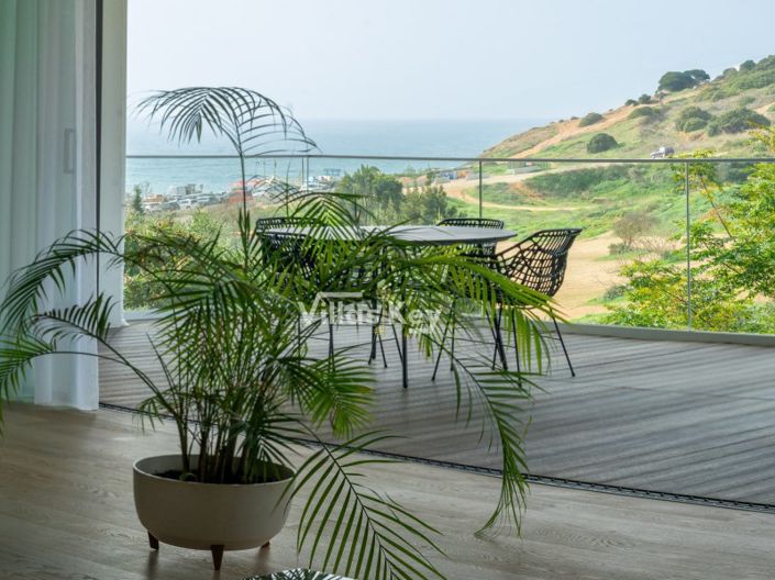 Image No.1-3 Bed Apartment for sale