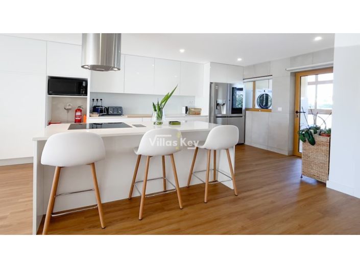 Image No.14-2 Bed House for sale